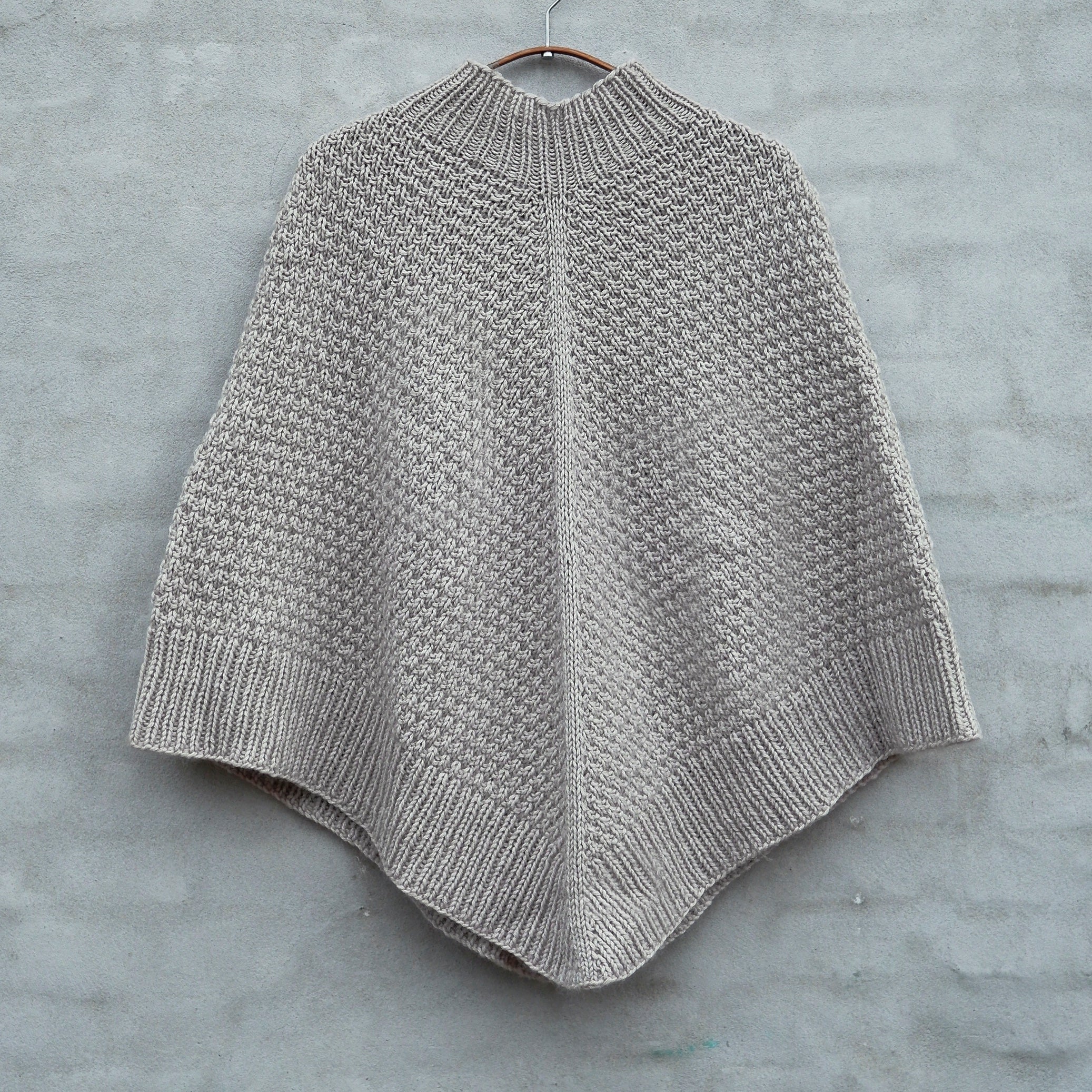 Elvira Poncho - Image 6