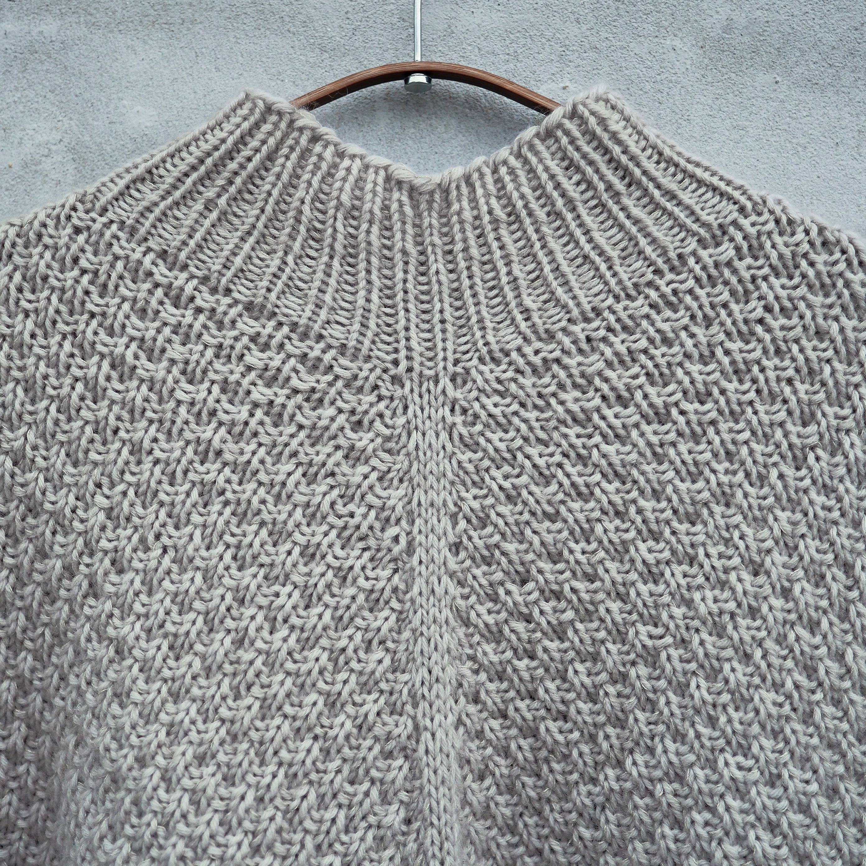 Elvira Poncho - Image 8
